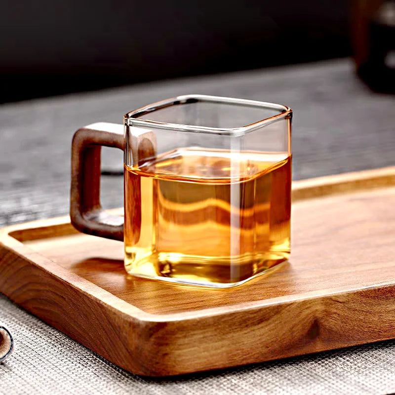 Caneca de Café de Vidro com Alça de Madeira
