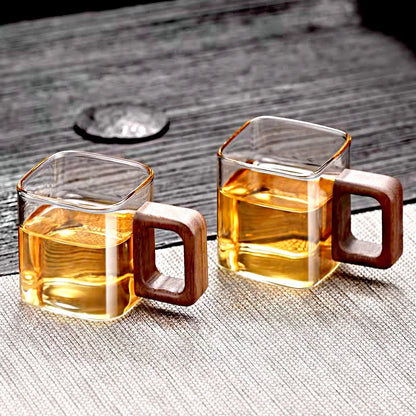 Caneca de Café de Vidro com Alça de Madeira